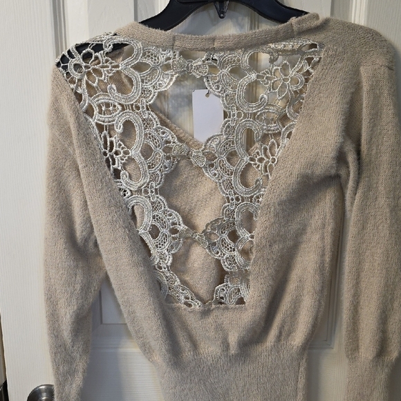 Shein Beige V-Neck Sweater with Lace Accent - Picture 2 of 2